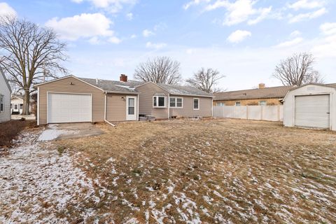 Tiny photo for 2111 30 Street, Rock Island, IL 61201 (MLS # 12554670)