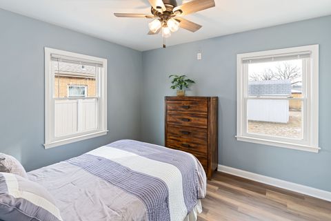 Tiny photo for 2111 30 Street, Rock Island, IL 61201 (MLS # 12554670)