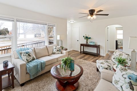 Tiny photo for 2111 30 Street, Rock Island, IL 61201 (MLS # 12554670)