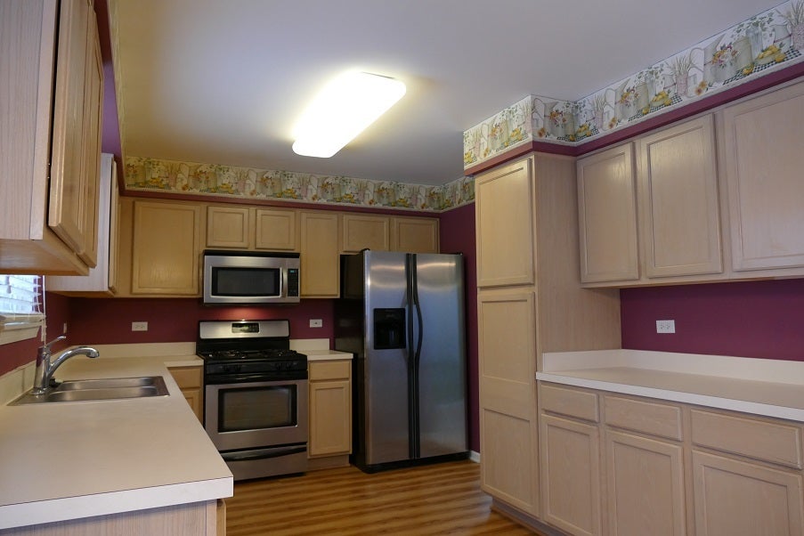 2832 Skylane Drive