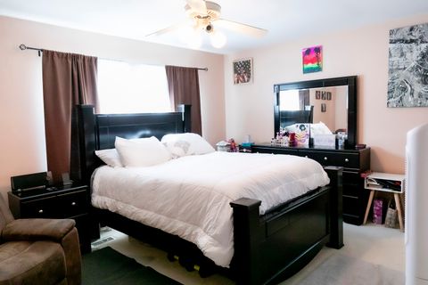 Tiny photo for 246 Shadowbend Drive, Wheeling, IL 60090 (MLS # 12563930)