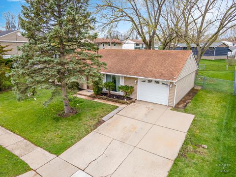 Tiny photo for Streamwood, IL 60107 (MLS # 12552652)