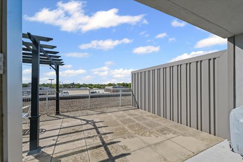 Tiny photo for 301 N Neil Street #606, Champaign, IL 61820 (MLS # 12463032)
