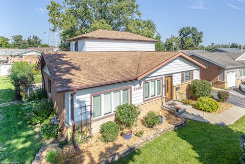 Tiny photo for 12812 Terrace Lane, Crestwood, IL 60418 (MLS # 12741606)