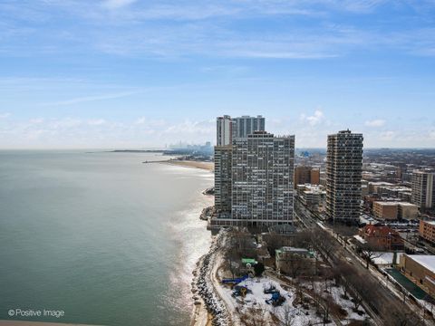 Tiny photo for 6301 N Sheridan Road #14-O, Chicago, IL 60660 (MLS # 12620360)
