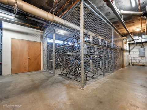 Tiny photo for 6301 N Sheridan Road #14-O, Chicago, IL 60660 (MLS # 12620360)