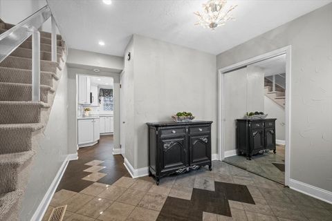 Tiny photo for 440 Burnt Ember Lane, Buffalo Grove, IL 60089 (MLS # 12525221)