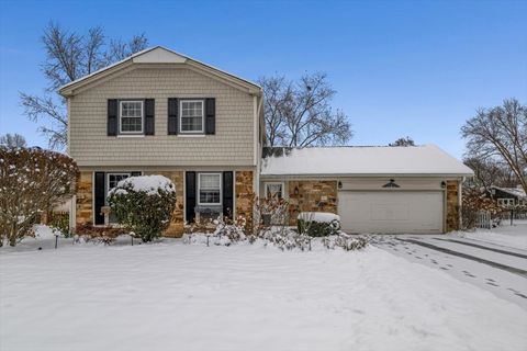 Tiny photo for 440 Burnt Ember Lane, Buffalo Grove, IL 60089 (MLS # 12525221)