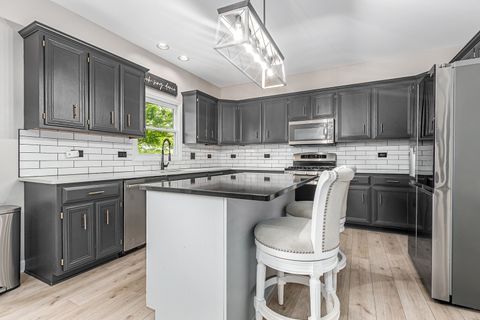 Tiny photo for 932 Merrill New Road, Sugar Grove, IL 60554 (MLS # 12642645)