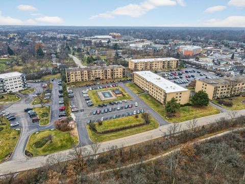 Tiny photo for 6670 S BRAINARD Avenue #209, Countryside, IL 60525 (MLS # 12537339)