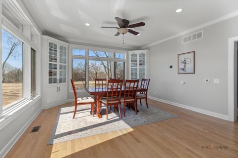 Tiny photo for 13 Kensington Drive, North Barrington, IL 60010 (MLS # 12571927)