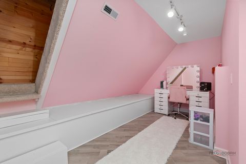 Tiny photo for 13 Kensington Drive, North Barrington, IL 60010 (MLS # 12571927)