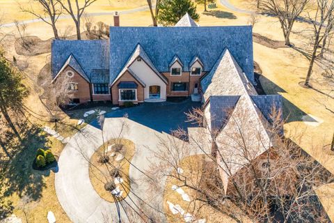 Tiny photo for 13 Kensington Drive, North Barrington, IL 60010 (MLS # 12571927)