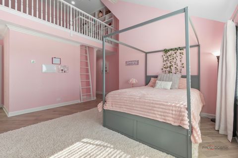 Tiny photo for 13 Kensington Drive, North Barrington, IL 60010 (MLS # 12571927)