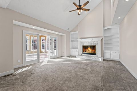 Tiny photo for 1 Windsong Way, Bloomington, IL 61704 (MLS # 12508618)