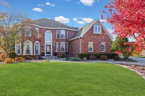 1 Windsong Way Bloomington IL 61704