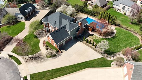 Tiny photo for 1 Windsong Way, Bloomington, IL 61704 (MLS # 12508618)