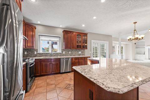 Tiny photo for 1 Windsong Way, Bloomington, IL 61704 (MLS # 12508618)