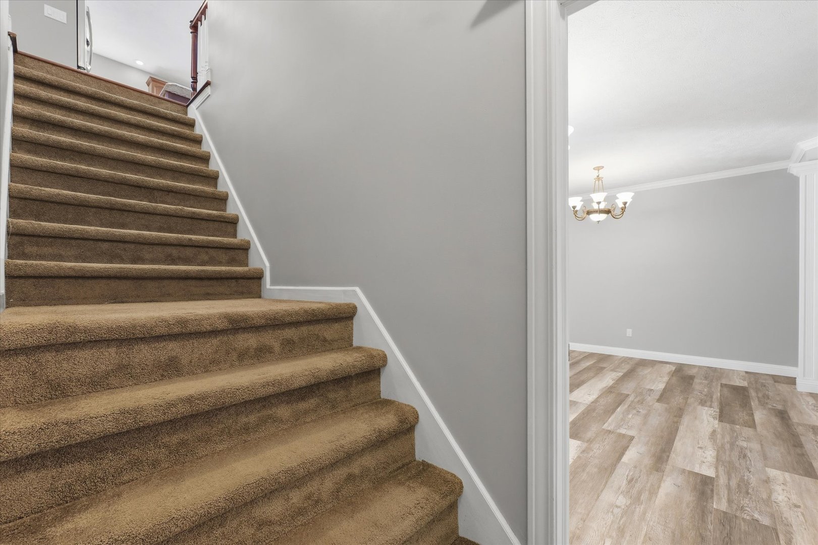 Bloomington, Illinois 61704, United States, 5 Bedrooms Bedrooms, ,5 BathroomsBathrooms,Residential,Active,241425