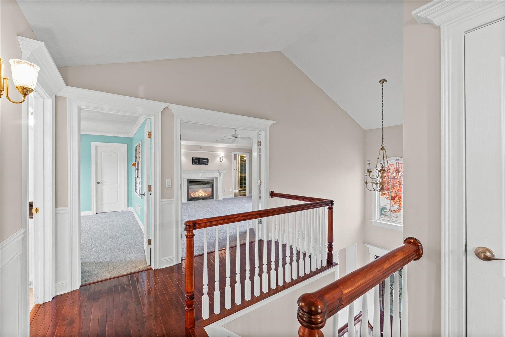 Bloomington, Illinois 61704, United States, 5 Bedrooms Bedrooms, ,5 BathroomsBathrooms,Residential,Active,241425