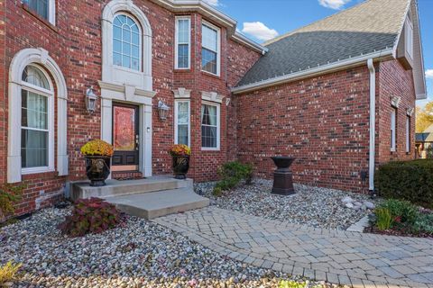 Tiny photo for 1 Windsong Way, Bloomington, IL 61704 (MLS # 12508618)