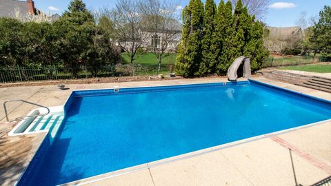 Tiny photo for 1 Windsong Way, Bloomington, IL 61704 (MLS # 12508618)