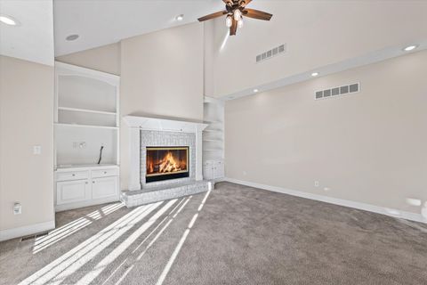 Tiny photo for 1 Windsong Way, Bloomington, IL 61704 (MLS # 12508618)