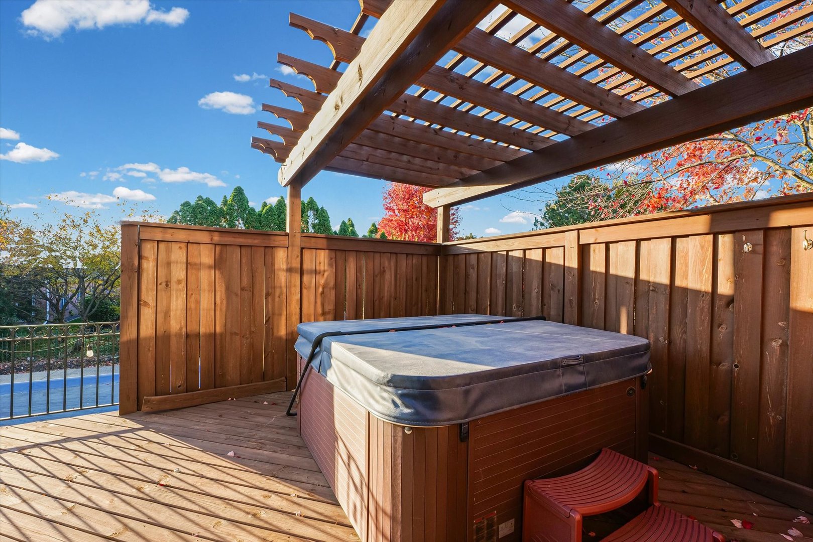 Bloomington, Illinois 61704, United States, 5 Bedrooms Bedrooms, ,5 BathroomsBathrooms,Residential,Active,241425