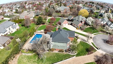 Tiny photo for 1 Windsong Way, Bloomington, IL 61704 (MLS # 12508618)