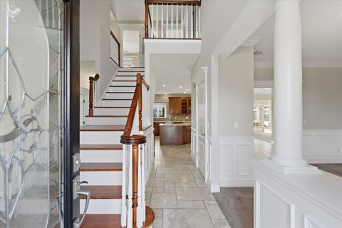 Tiny photo for 1 Windsong Way, Bloomington, IL 61704 (MLS # 12508618)