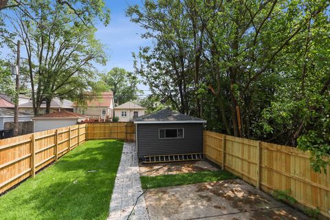 Tiny photo for 8235 S Woodlawn Avenue, Chicago, IL 60619 (MLS # 12541895)
