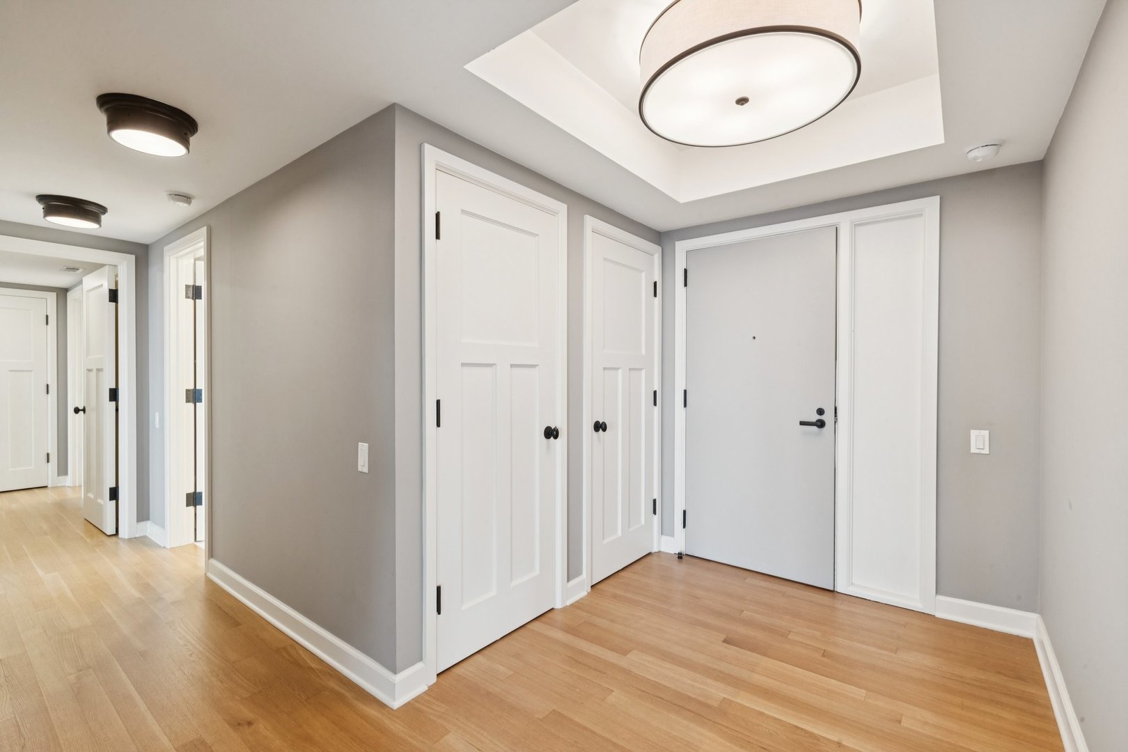 Chicago, Illinois 60611, United States, 2 Bedrooms Bedrooms, ,2 BathroomsBathrooms,Residential,Active,211960