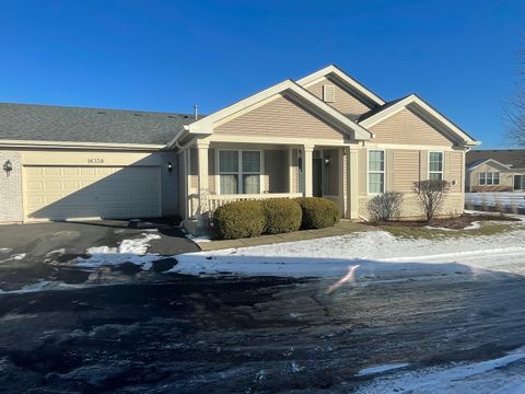 A home in Crest Hill