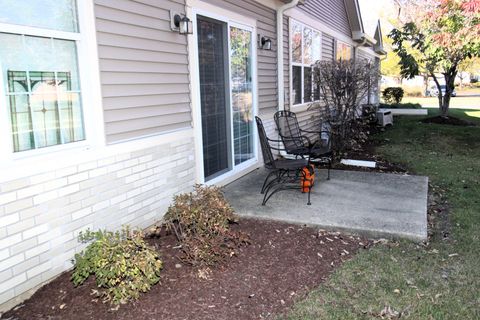 A home in Crest Hill