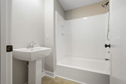 Tiny photo for 10 Prenzler Drive, Bloomington, IL 61704 (MLS # 12490742)