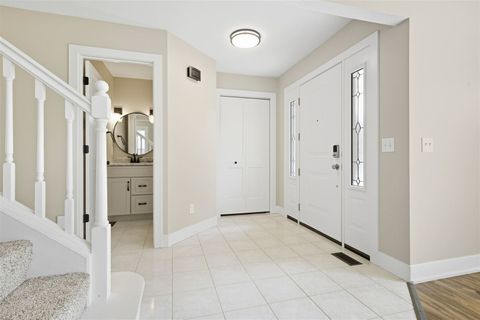 Tiny photo for 10 Prenzler Drive, Bloomington, IL 61704 (MLS # 12490742)