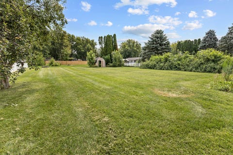 Tiny photo for 1007 Nancy Road, Lake Holiday, IL 60548 (MLS # 12725406)