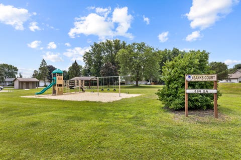 Tiny photo for 1007 Nancy Road, Lake Holiday, IL 60548 (MLS # 12725406)