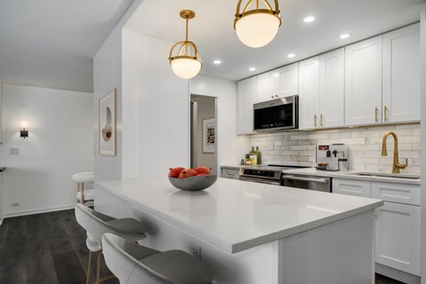 Tiny photo for 1400 N State Parkway #10D, Chicago, IL 60610 (MLS # 12754269)