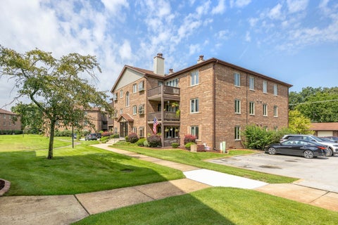 Tiny photo for 6413 Oak Forest Avenue #1S, Tinley Park, IL 60477 (MLS # 12759372)