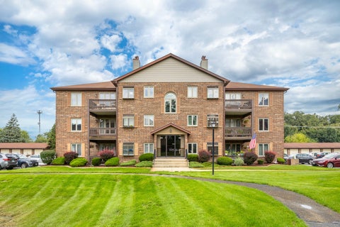 Photo of 6413 Oak Forest Avenue #1S, Tinley Park, IL 60477 (MLS # 12759372)