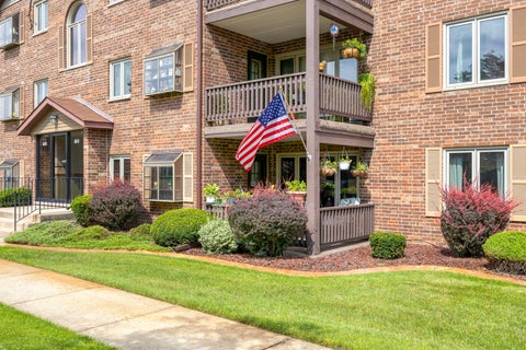 Tiny photo for 6413 Oak Forest Avenue #1S, Tinley Park, IL 60477 (MLS # 12759372)