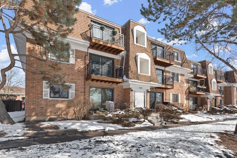 4188 Cove Lane F Glenview IL 60025