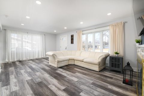 Tiny photo for 730 Skyline Drive, Barrington, IL 60010 (MLS # 12573518)