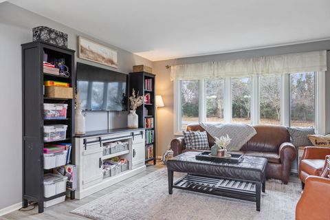 Tiny photo for 1N264 Darling Street, Carol Stream, IL 60188 (MLS # 12600969)