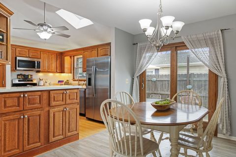 Tiny photo for 1N264 Darling Street, Carol Stream, IL 60188 (MLS # 12600969)