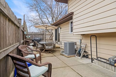 Tiny photo for 1N264 Darling Street, Carol Stream, IL 60188 (MLS # 12600969)