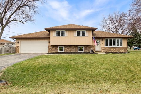 Photo of 1N264 Darling Street, Carol Stream, IL 60188 (MLS # 12600969)