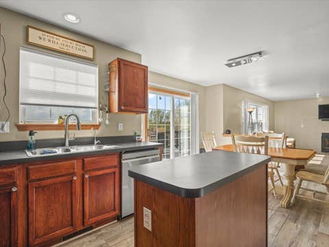 Tiny photo for 7238 Price Drive, Machesney Park, IL 61115 (MLS # 12621159)