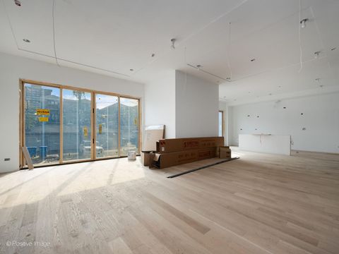 Tiny photo for 3923 N Janssen Avenue #1E, Chicago, IL 60613 (MLS # 12619971)